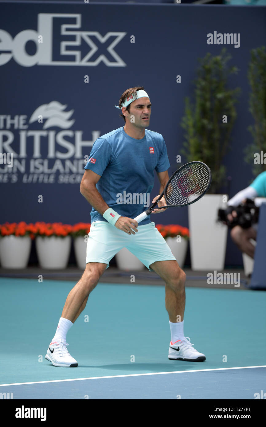 Florida, USA. 30th March 2019. Roger Federer on the practice court during  day thirteen of the Miami Open tennis on March 30, 2019 in Miami Gardens,  Florida. People: Roger Federer Credit: Storms