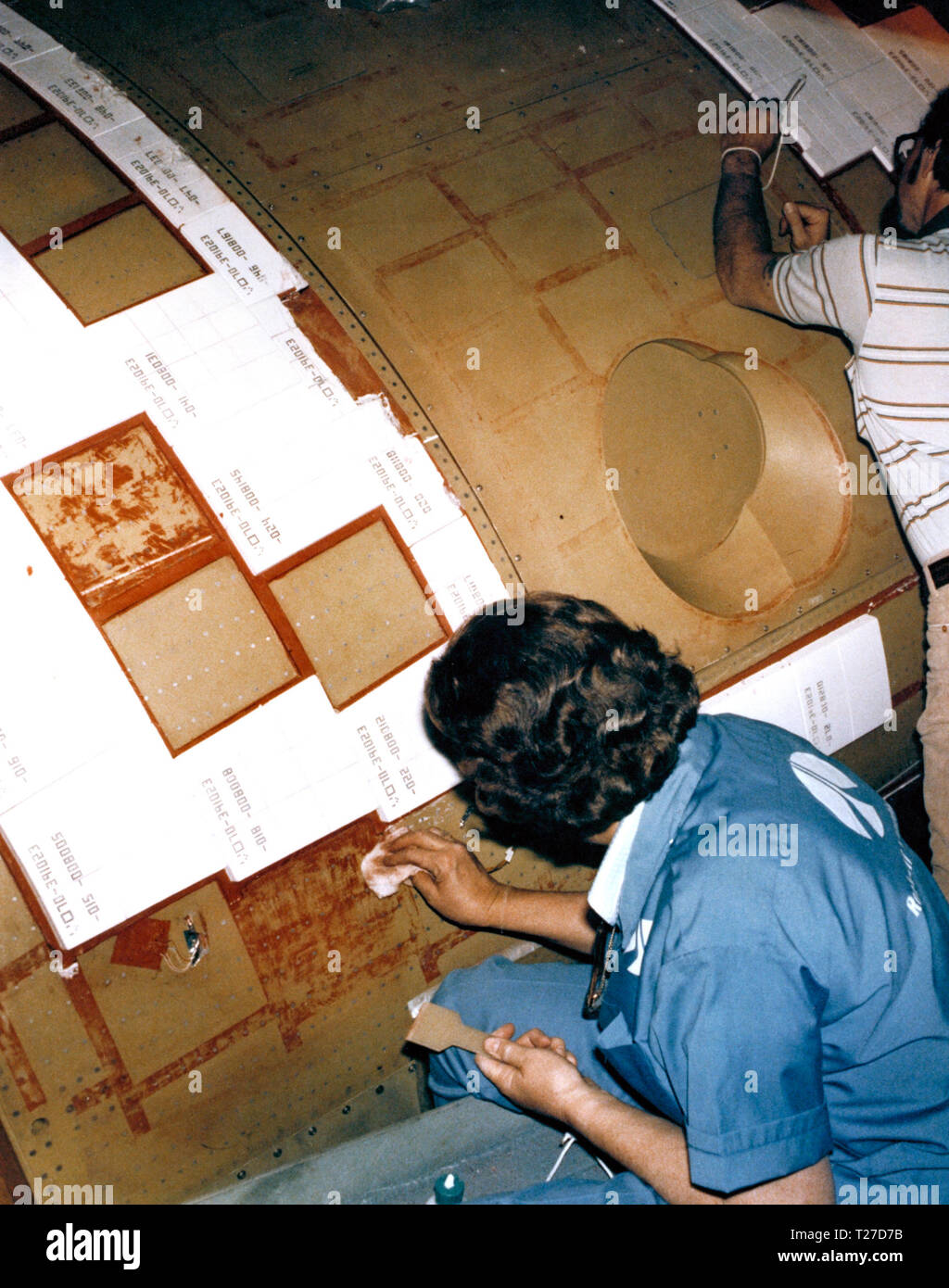 Placing tiles space shuttle columbia hires stock photography and