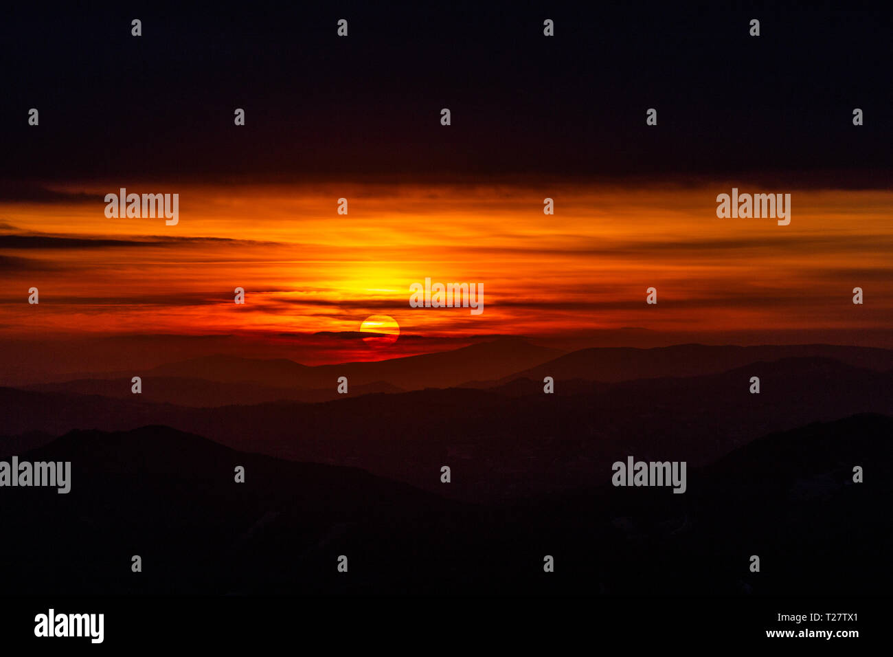 Beautiful sunset over mountains layers in Umbria (Italy Stock Photo - Alamy