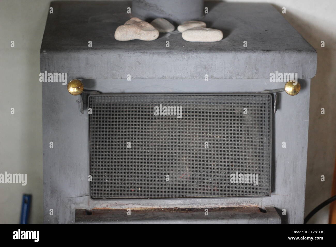 Vintage coal burning stove hi-res stock photography and images - Page 2 -  Alamy
