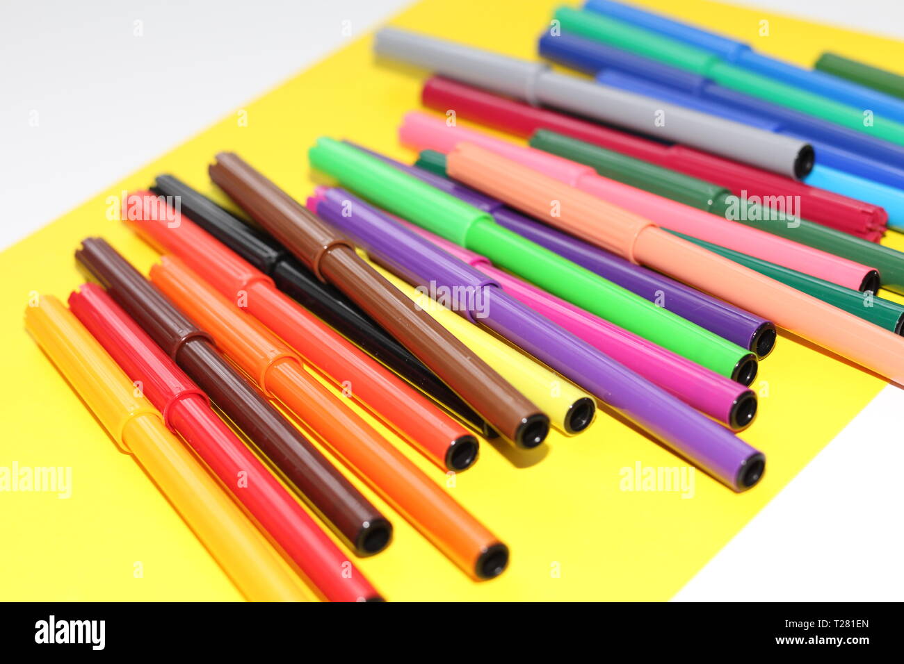 Colorful Marker Pen For Children And School Stock Illustration - Download  Image Now - Permanent Marker, Clip Art, Education - iStock