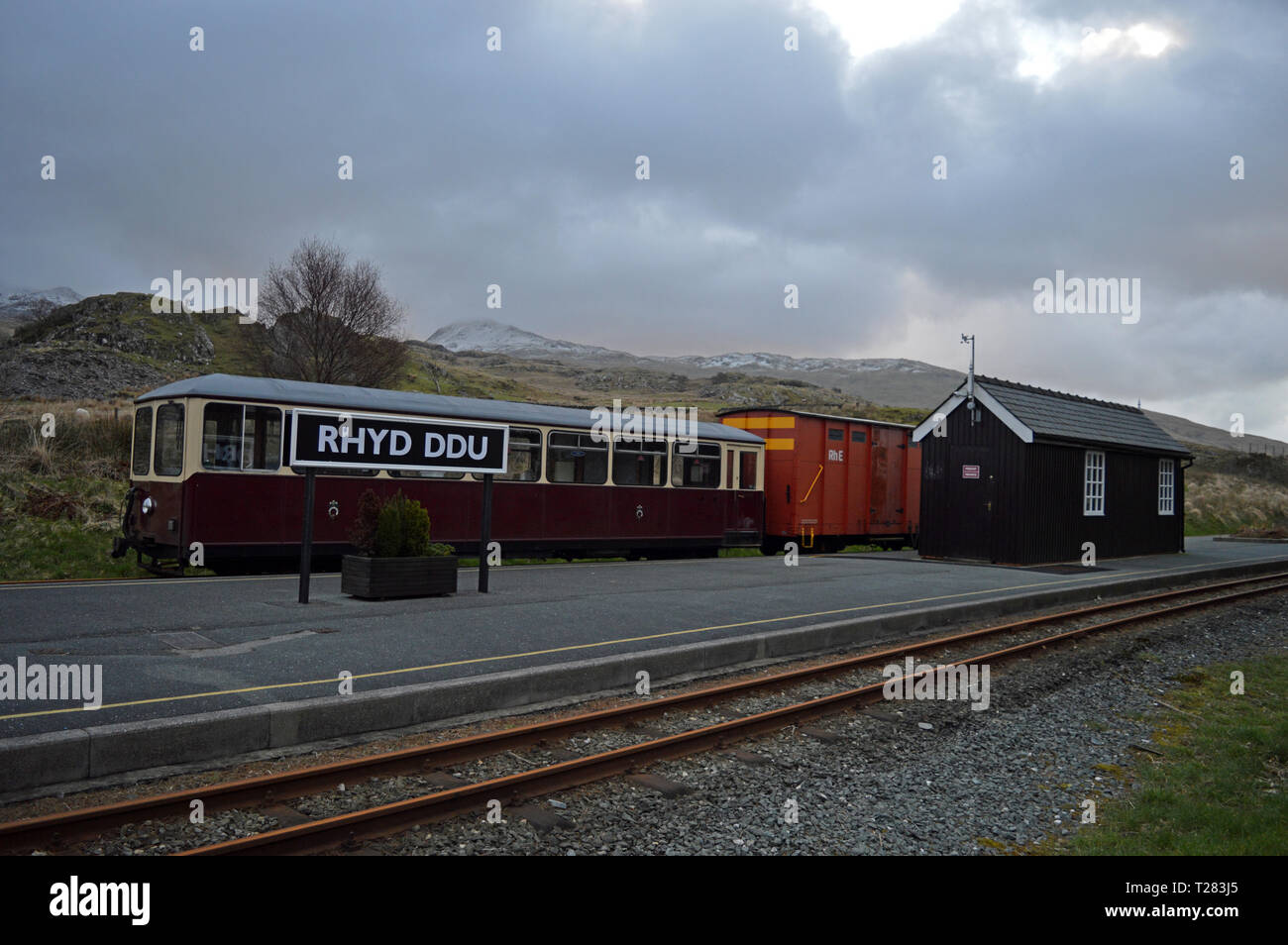 Rhyd ddu railway station hi-res stock photography and images - Alamy