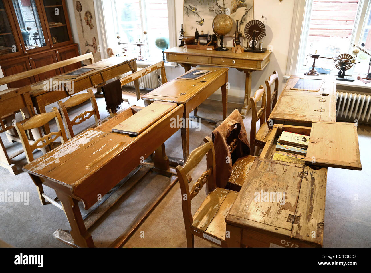 ÖREBRO 2017-03-14 School museum, in Wadköping, with a classroom from the 1920s. School bench with old school books. Photo Jeppe Gustafsson Stock Photo