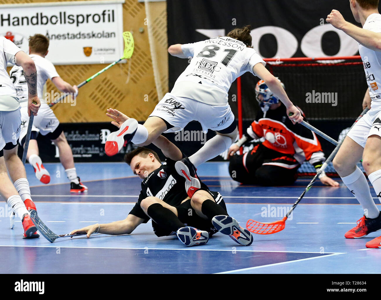 floorball-innebandy-hi-res-stock-photography-and-images-alamy