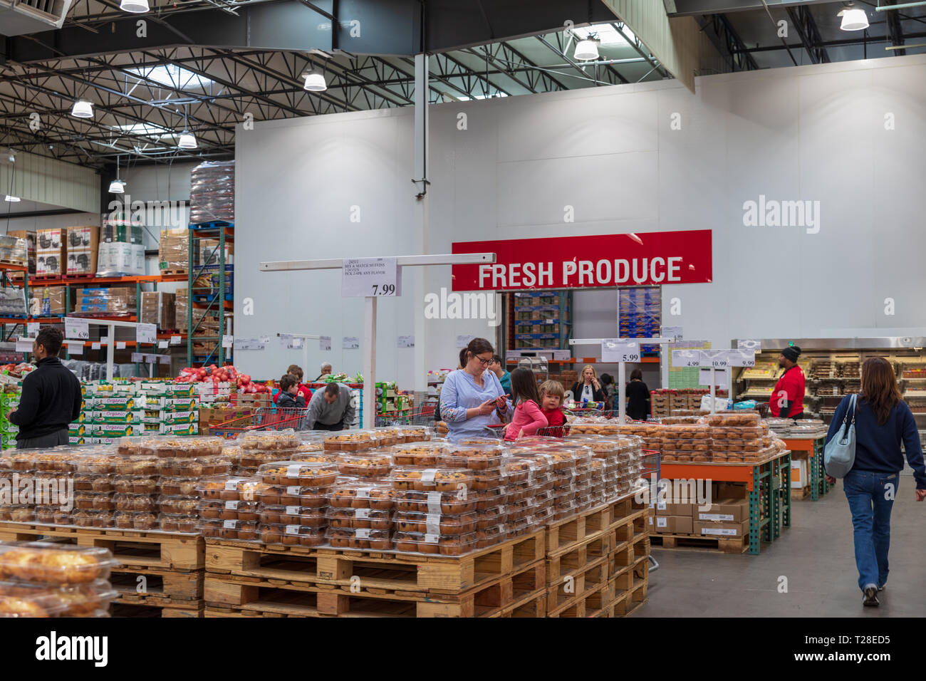 Member warehouse hires stock photography and images Alamy