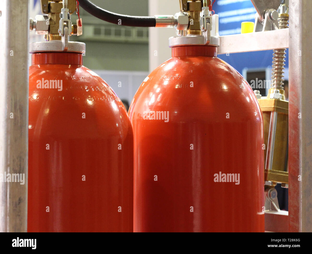 Automatic gas extinguishing installation. Modular gas fire