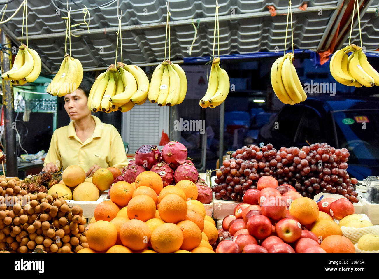 Fruit vendor Chinatown Kuala Lumpur, Malaysia Stock Photo Alamy