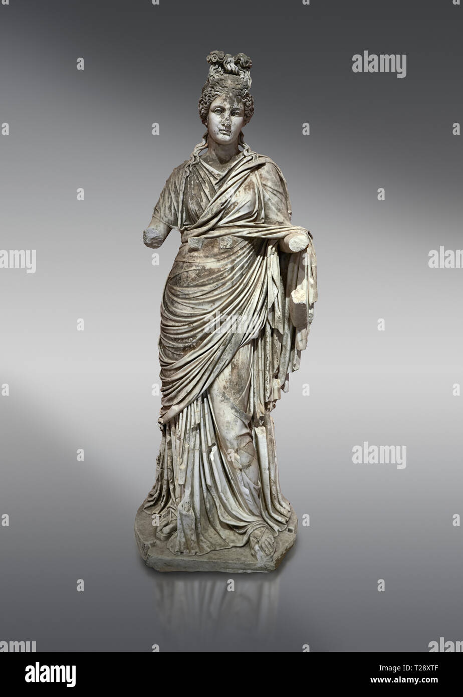 Ancient roman woman statue hires stock photography and images Alamy