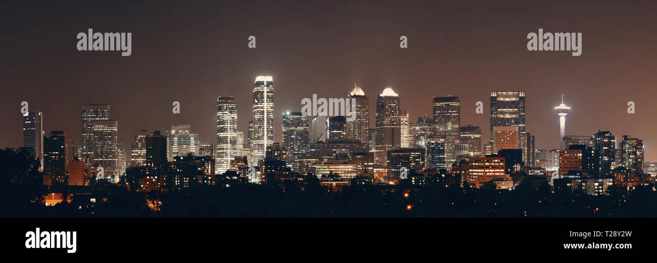 Calgary skyline in alberta at night hi-res stock photography and images ...