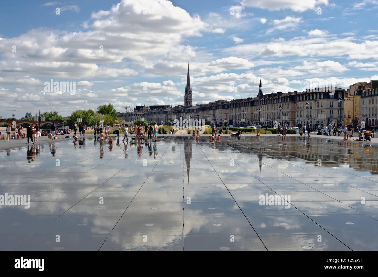Bordeaux, France - August 31, 2018 : Water mirror reflecting local people's lifestyle by a sunny summer afternoon Stock Photo