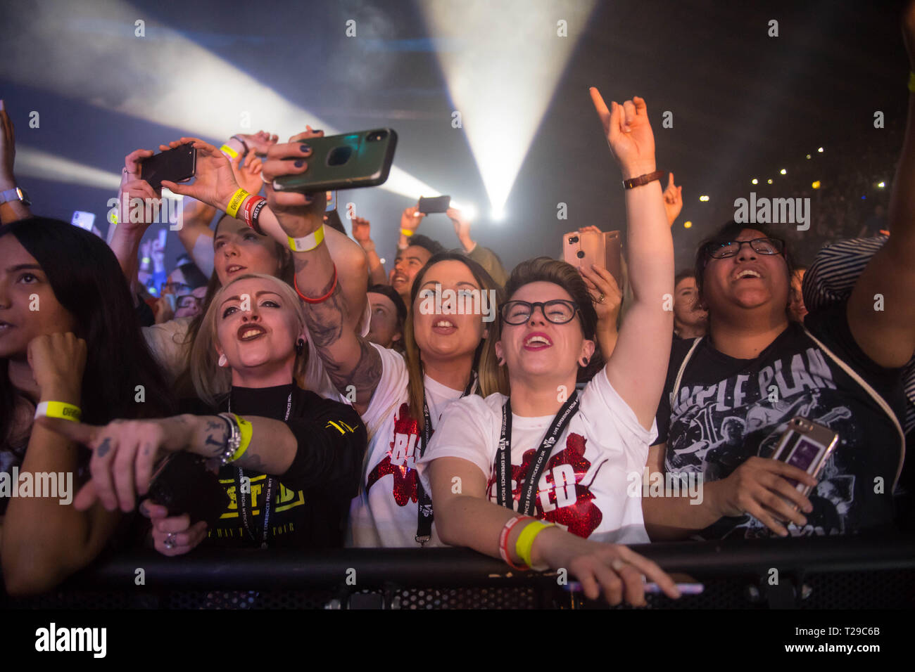 United Kingdom, Wembley Arena, 30th March 2018.  Busted fans to see their band perform live on stage during their 'Half Way There' tour at Wembley Arena.  Michael Tubi / Alamy Live News Stock Photo