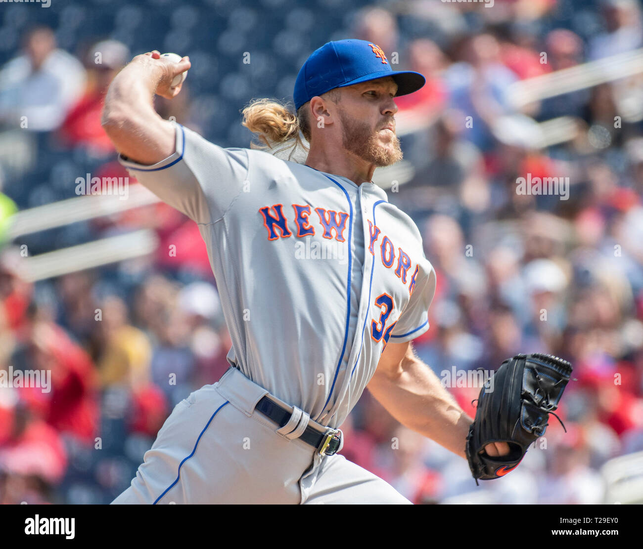 Washington, United States Of America. 30th Mar, 2019. New York Mets starting pitcher Noah Syndergaard (34) works in the first inning against the Washington Nationals at Nationals Park in Washington, DC on March 30, 2018. Credit: Ron Sachs/CNP (RESTRICTION: NO New York or New Jersey Newspapers or newspapers within a 75 mile radius of New York City) | usage worldwide Credit: dpa/Alamy Live News Stock Photo