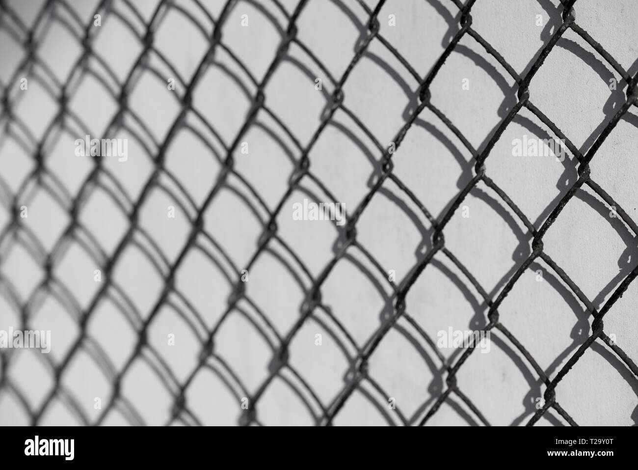 Metal mesh wall hi-res stock photography and images - Alamy