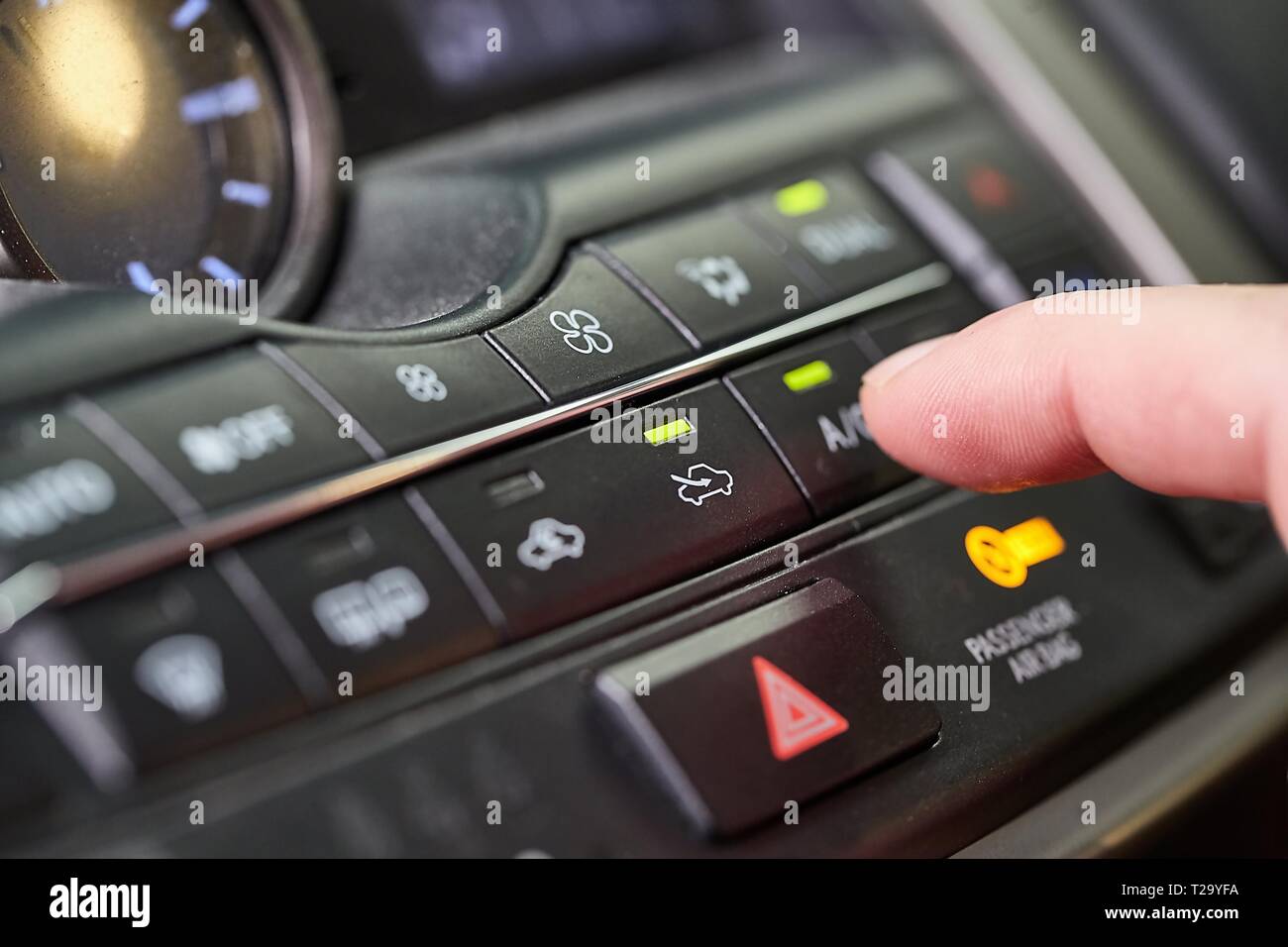 Turning off air conditioner hires stock photography and images Alamy