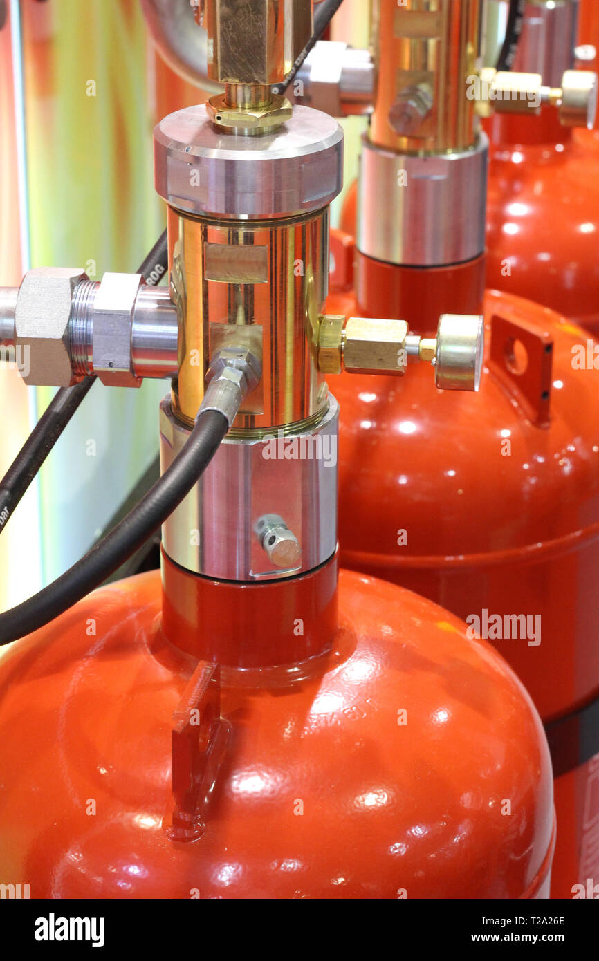 Automatic gas extinguishing installation. Modular gas fire