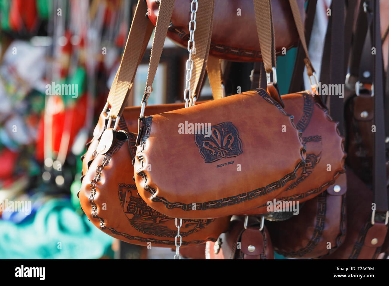 Details more than 92 italian handmade leather bags latest - in.cdgdbentre