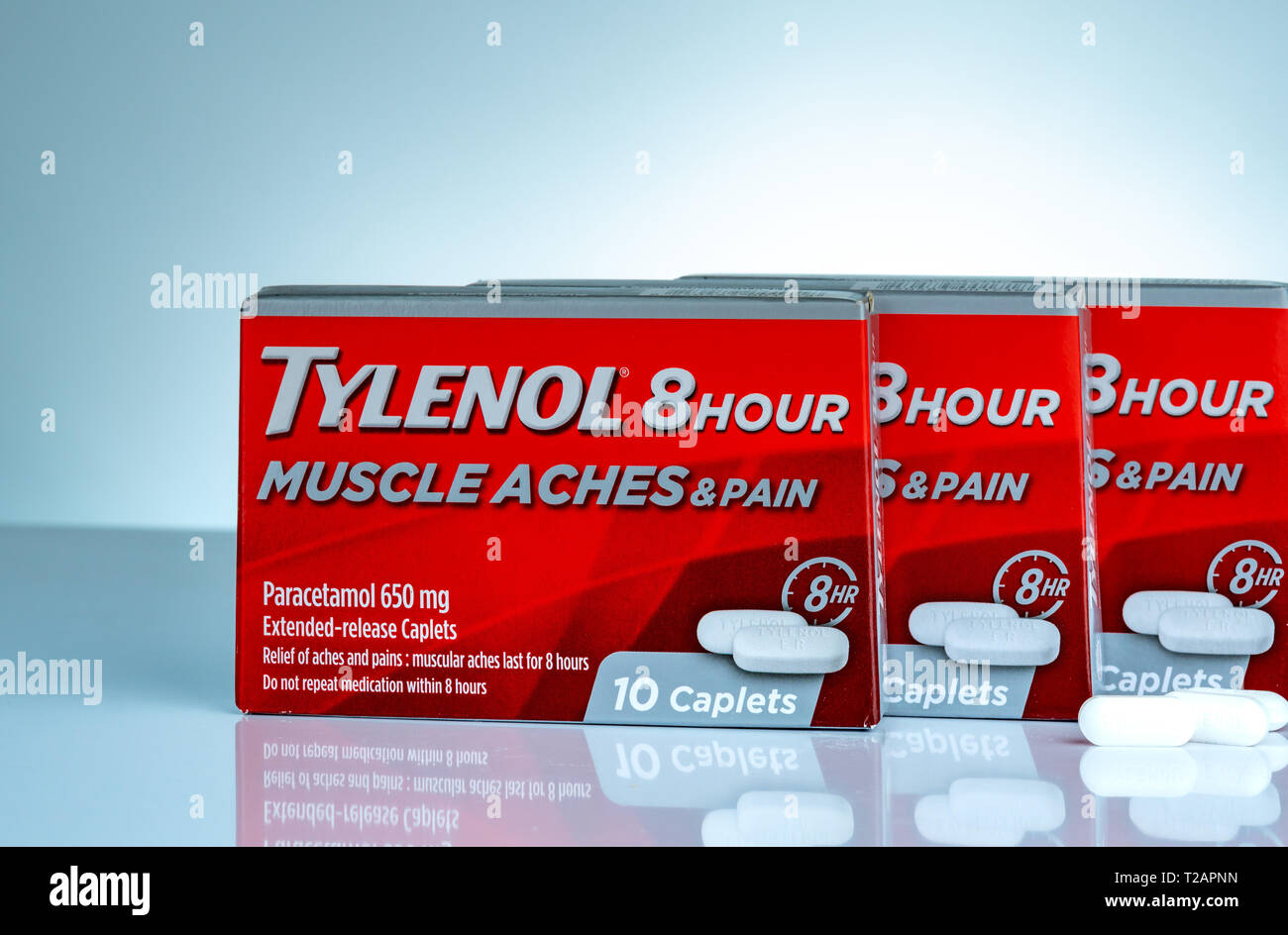 THAILAND-OCTOBER 27, 650 Tylenol 2018 8 ... : hour CHONBURI,