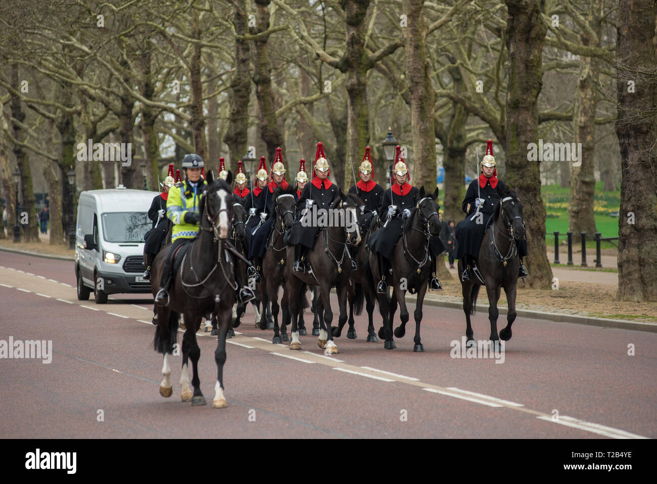 British Riding Guard The queen riding a horse hi-res stock photography and images - Alamy