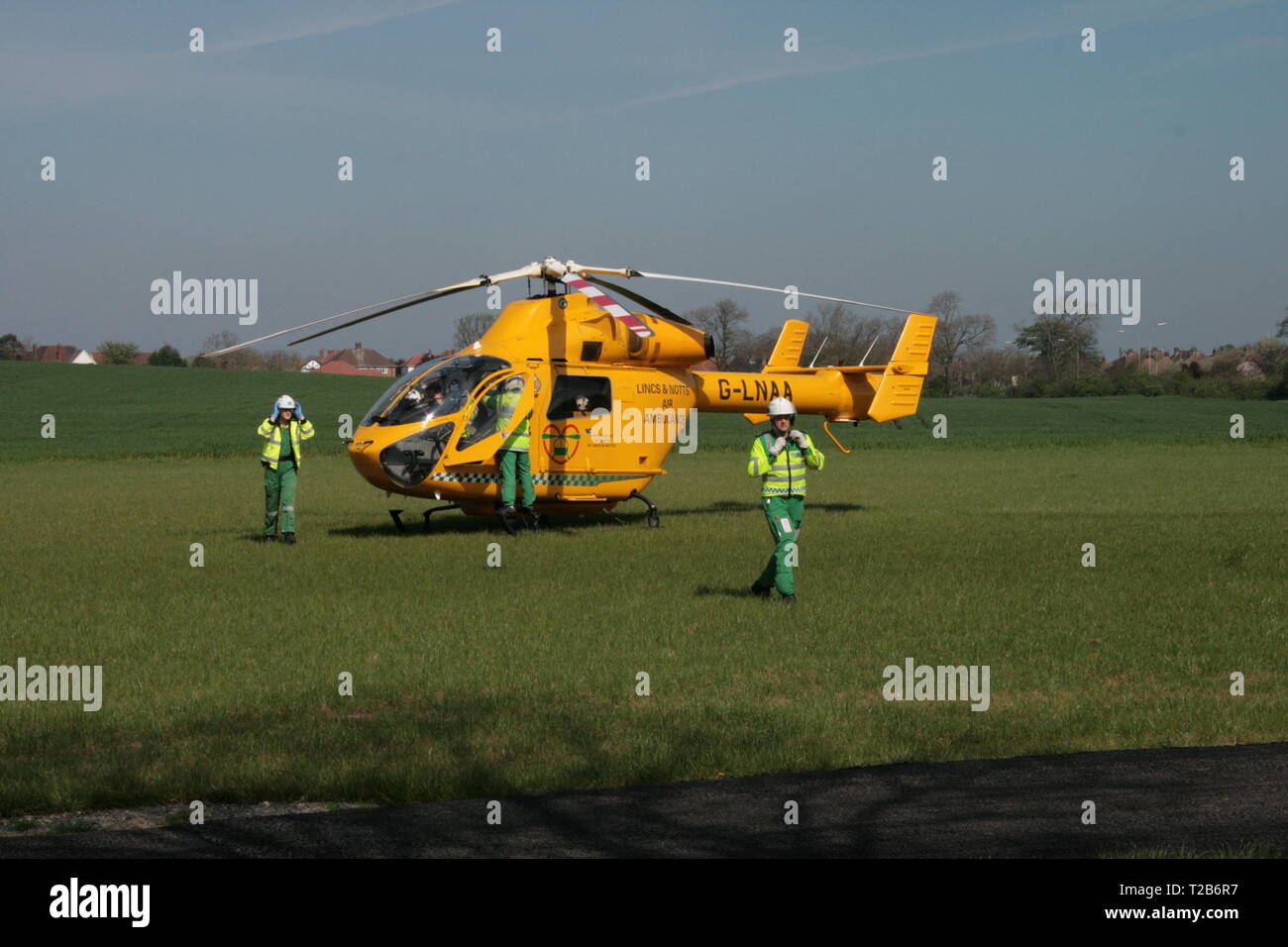 Hospital helicopter landing pad hires stock photography and images Alamy
