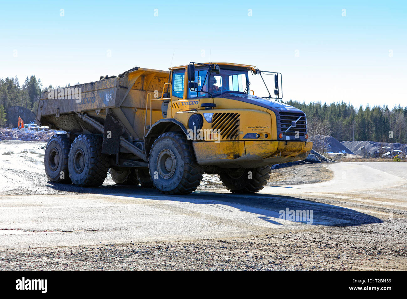 Articulated vehicle hi-res stock photography and images - Alamy