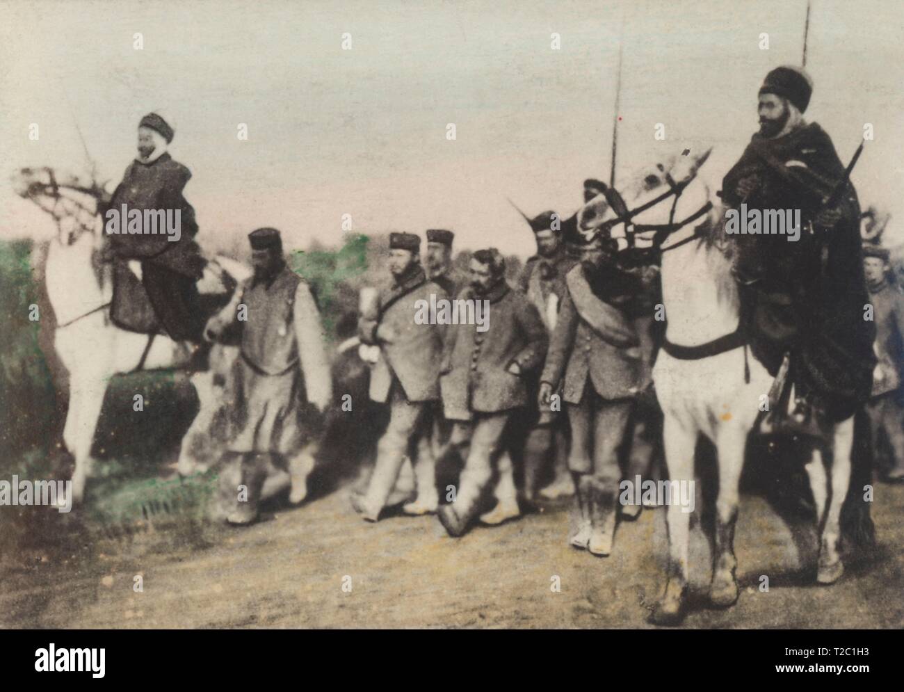 Primera guerra mundial (1914-1918). Caballería argelina con prisioneros alemanes. Stock Photo