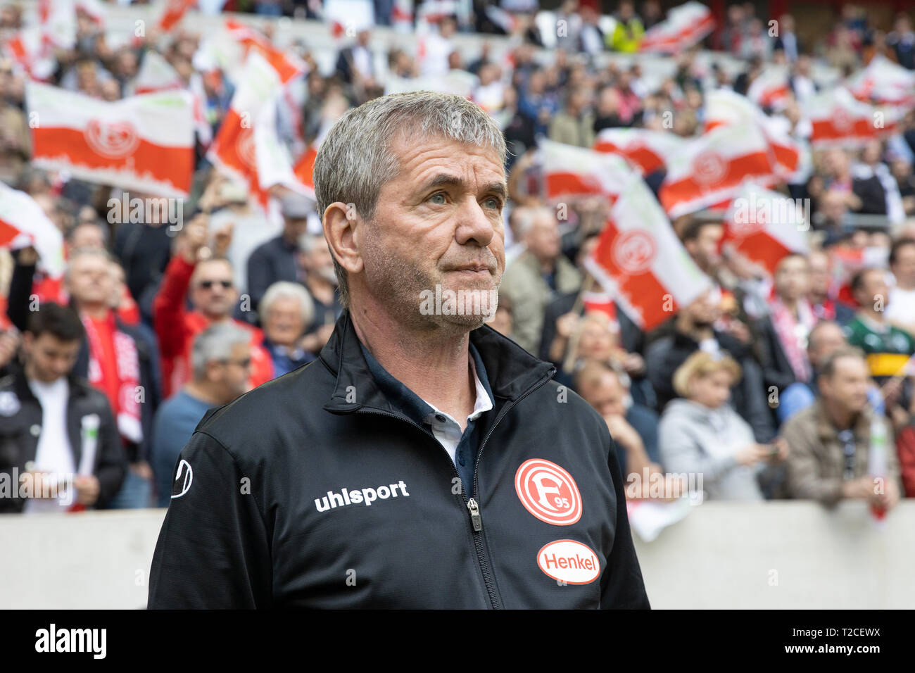 Coach Friedhelm Funkel Da Sseldorf High Resolution Stock Photography and  Images - Alamy