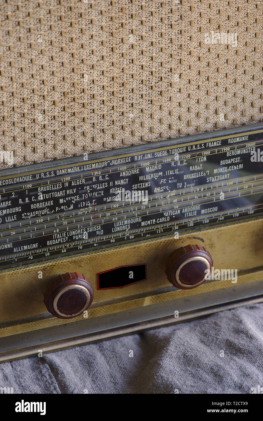 vintage radio set (TSF) LIRAR model Consul Stock Photo - Alamy