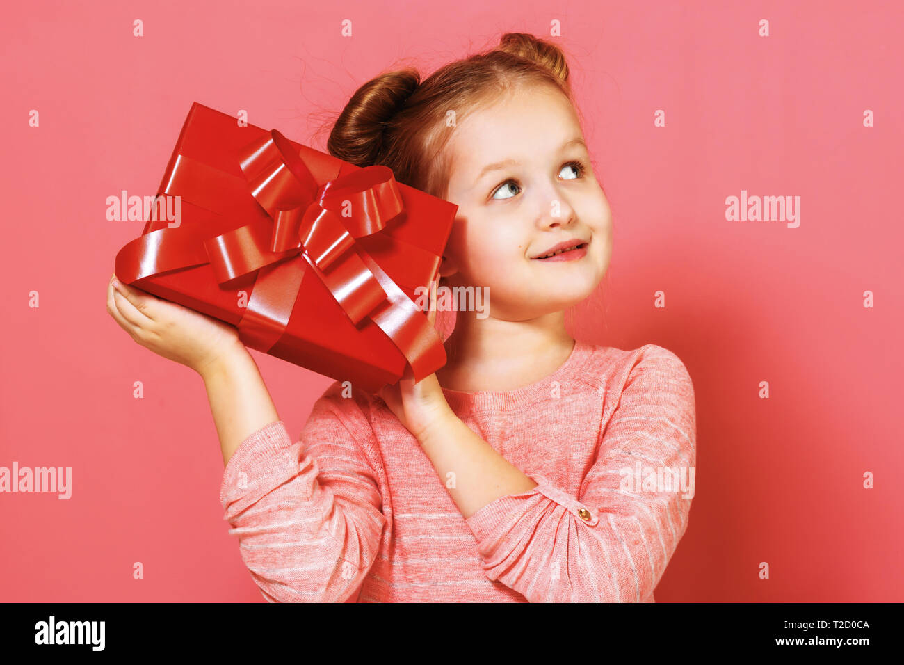 Wisps Of Hair Stock Photos & Wisps Of Hair Stock Images - Alamy