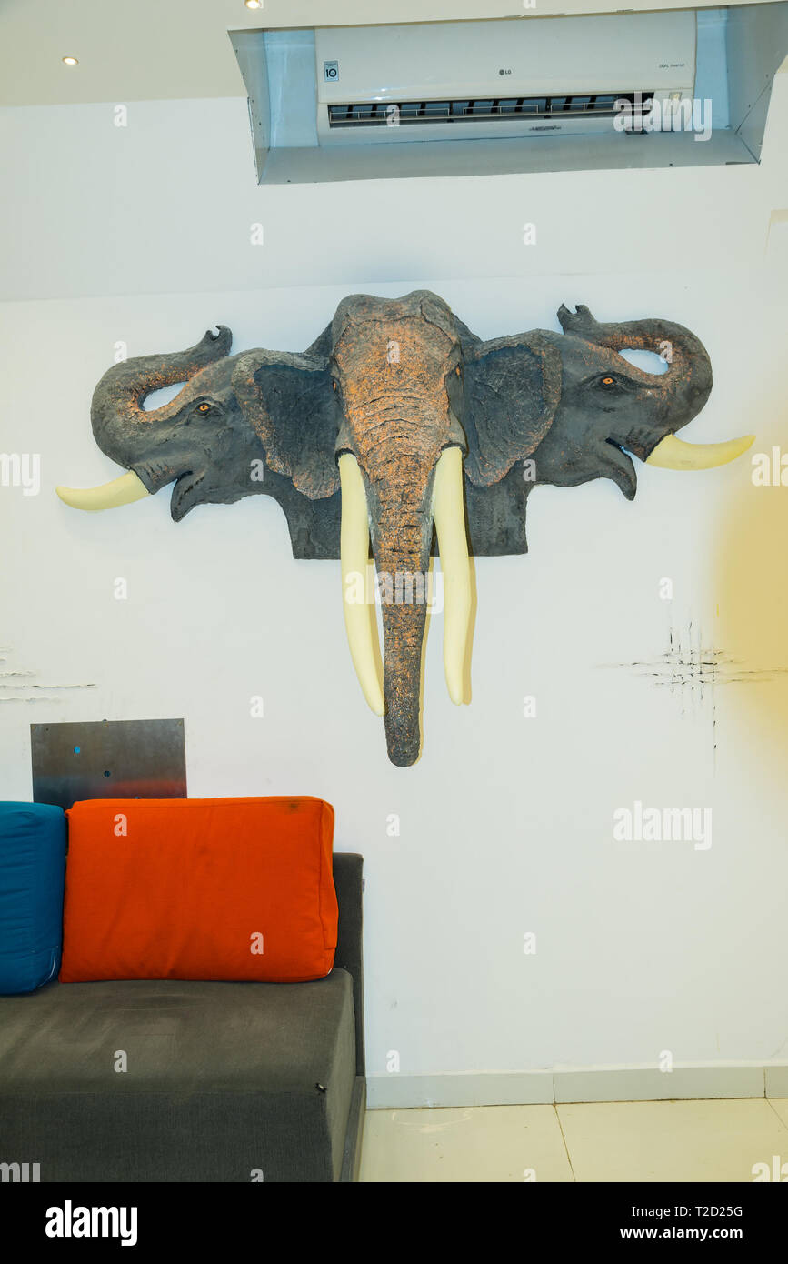 White house hotel in Anuradhapura, Sri Lanka Stock Photo - Alamy