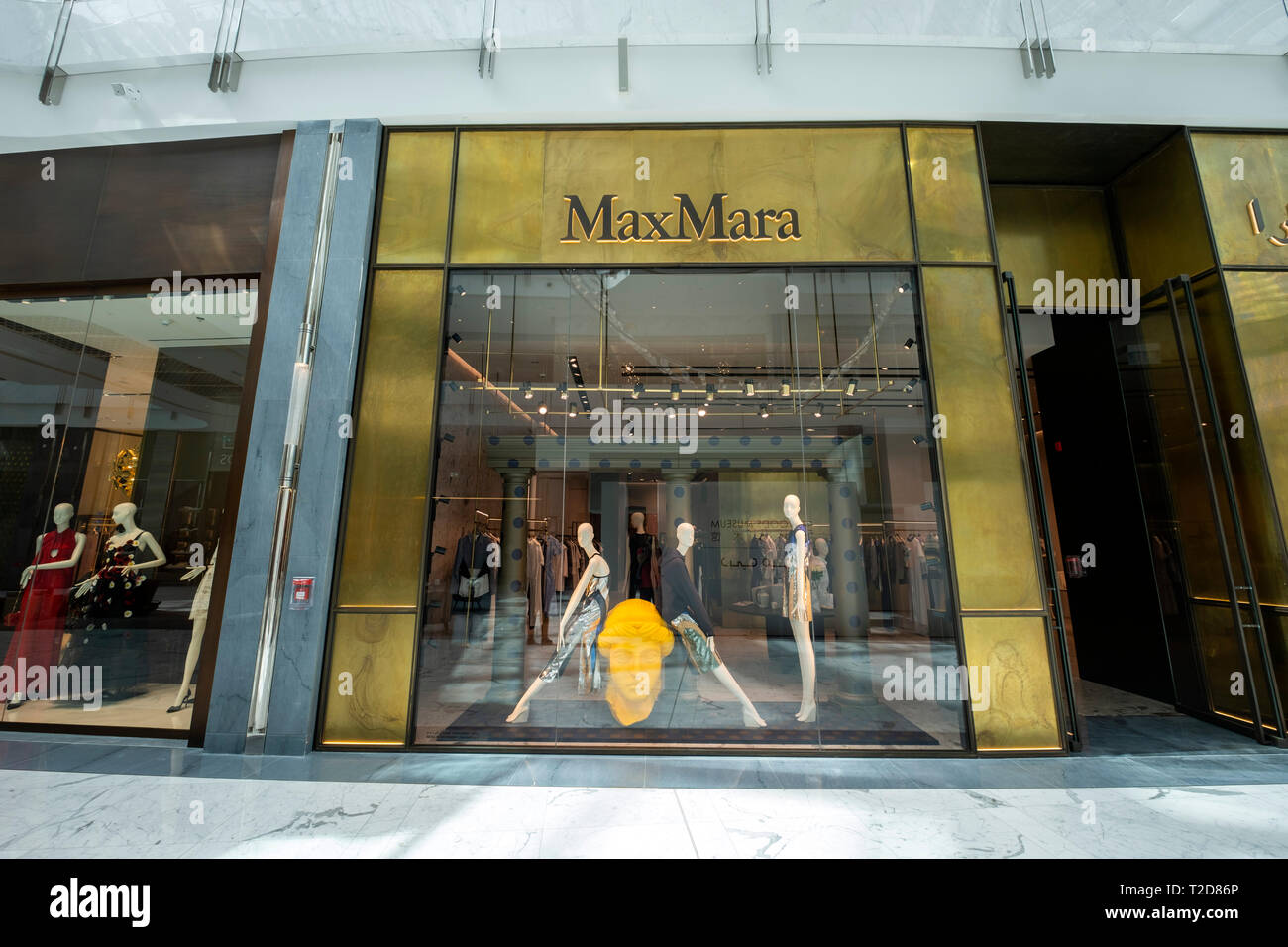 Max Mara fashion store at The Dubai Mall, Dubai, United Arab Emirates Stock Photo