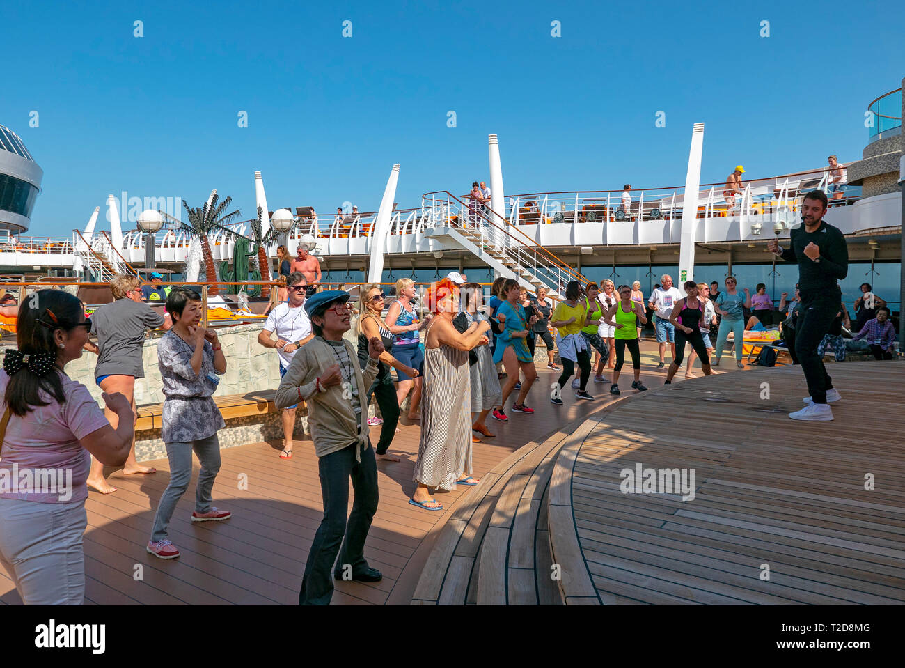Dancers on cruise ship hires stock photography and images Alamy