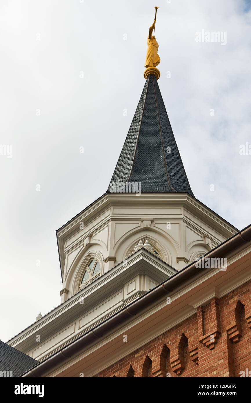 The golden statue of the angel Moroni stands on top of the Provo City