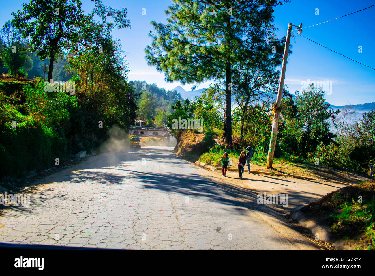 camino  del valle de cajola quetzaltenango pueblo mam hijos de agua, unico pueblo con libre expresion carreteras a subida y salida a sibilia quetzalte Stock Photo