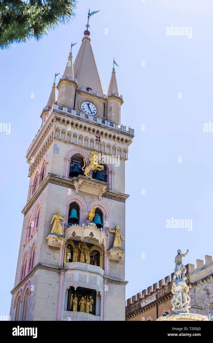 Chimes lions hires stock photography and images Alamy