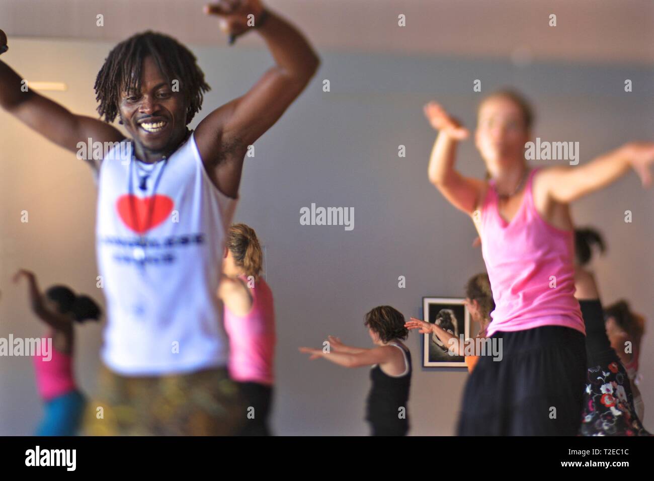 Congolese drum & dance Stock Photo - Alamy