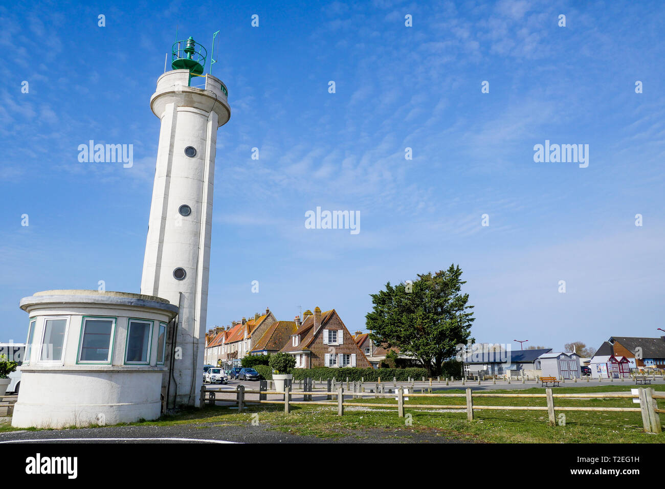 Lighthouse, Le Hourdel, Cayeux-sur-Mer, Bay of Somme, Somme, Haut-de ...