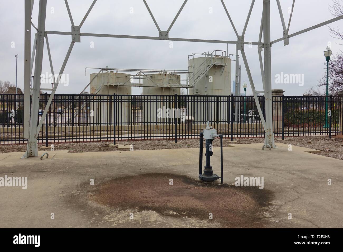 OKLAHOMA CITY, OK 2 MAR 2019 View of an oil rig derrick of the