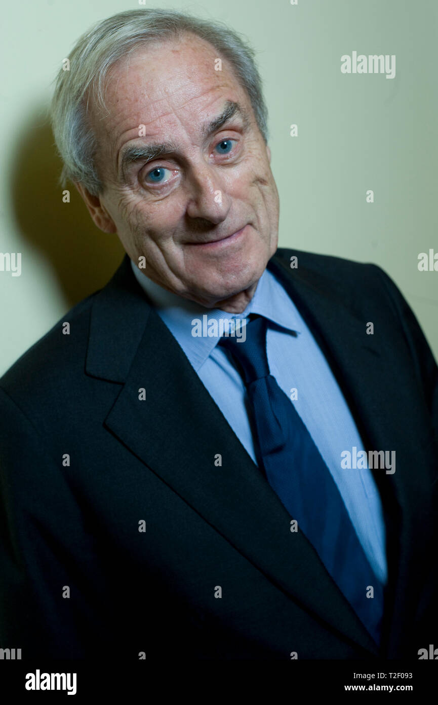 Andrew Roberts High Resolution Stock Photography And Images Alamy Andrew Roberts High Resolution Stock Photography And Images Alamy