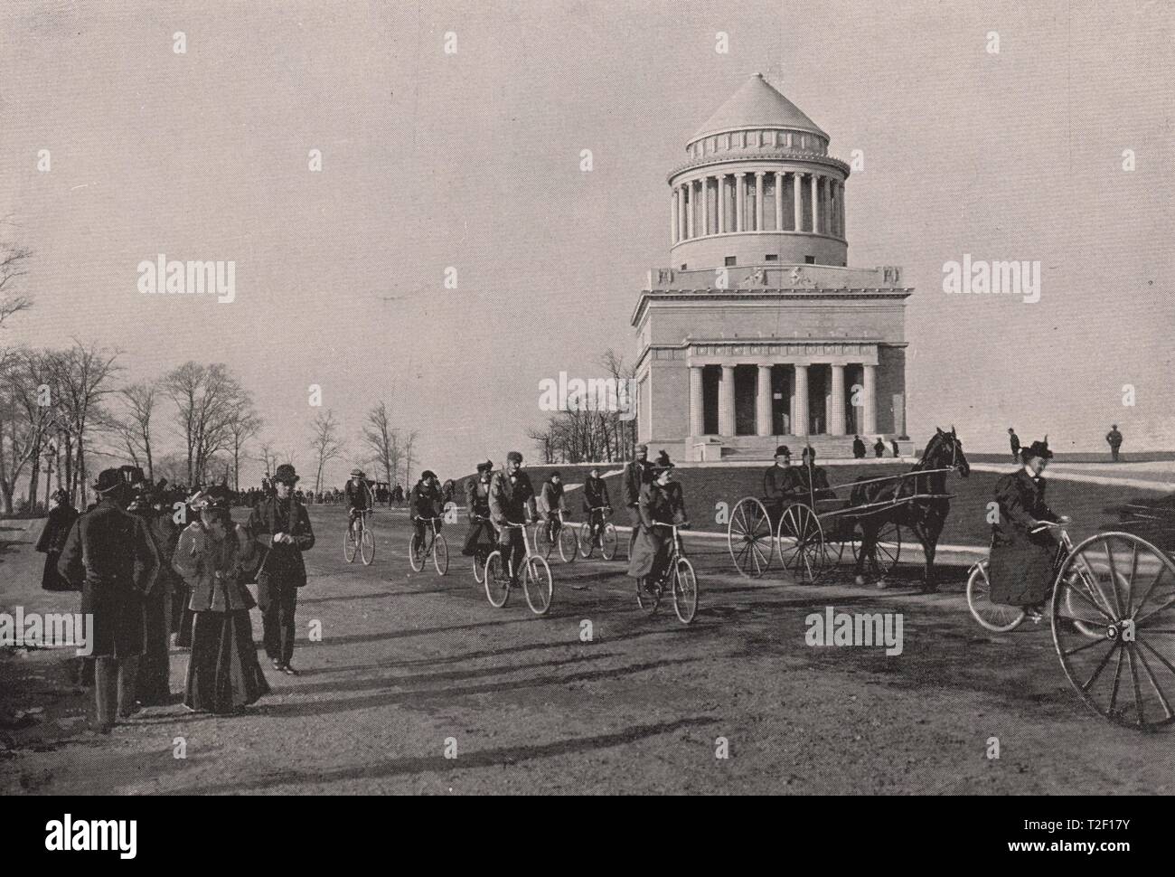 Riverside Drive and Grant's Tomb Stock Photo
