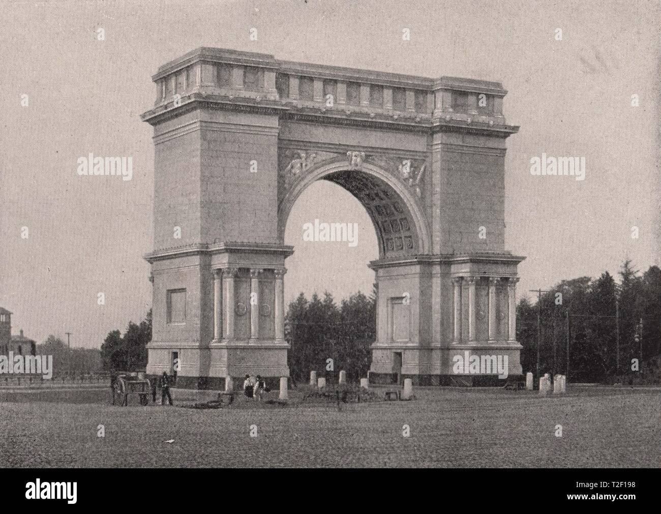 The Memorial Arch-Plaza Entrance to Prospect Park, Brooklyn Stock Photo