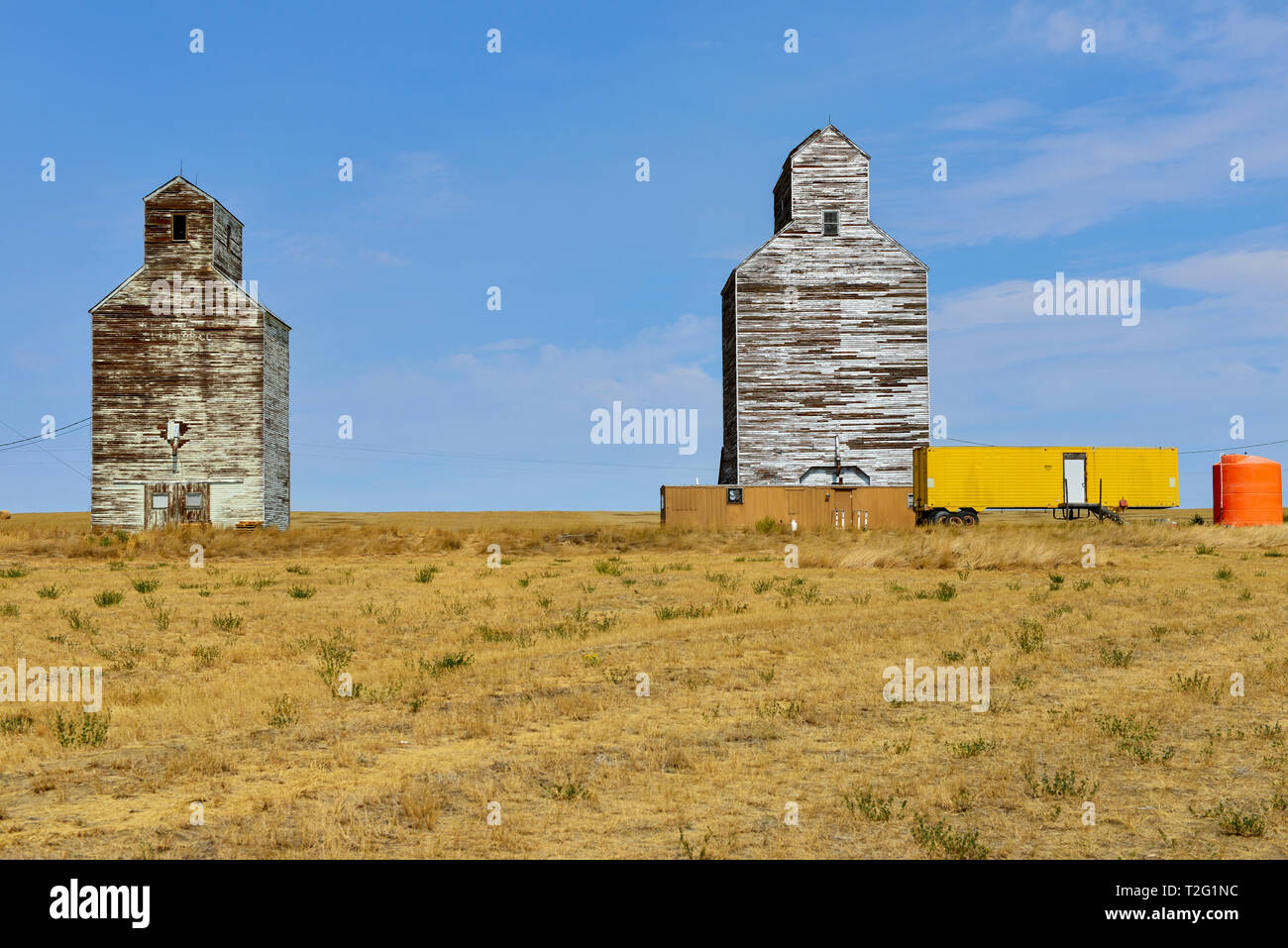 Old grain elevators in Montana, USA Stock Photo Alamy