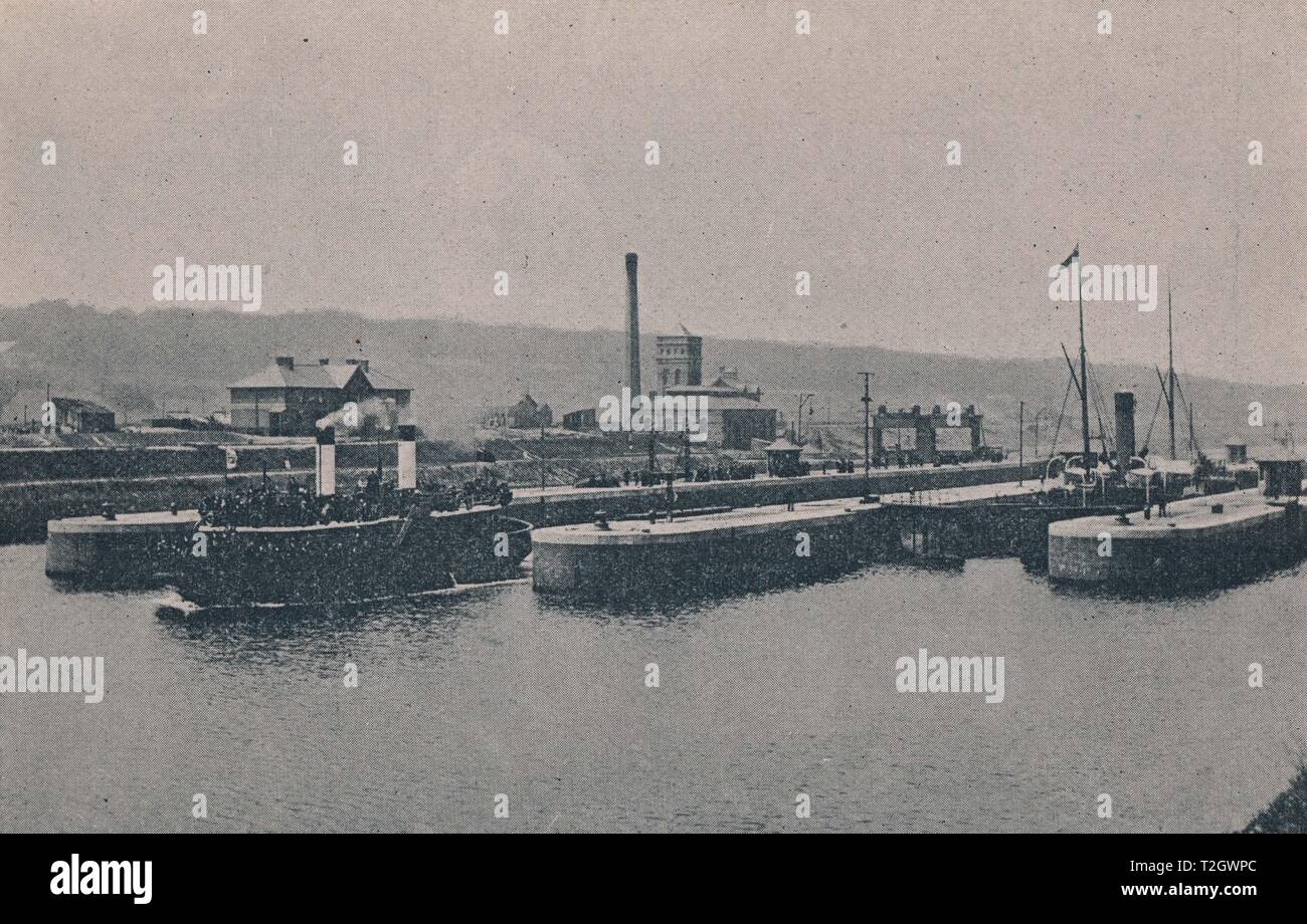 Eastham Locks Manchester Ship Canal Stock Photo Alamy