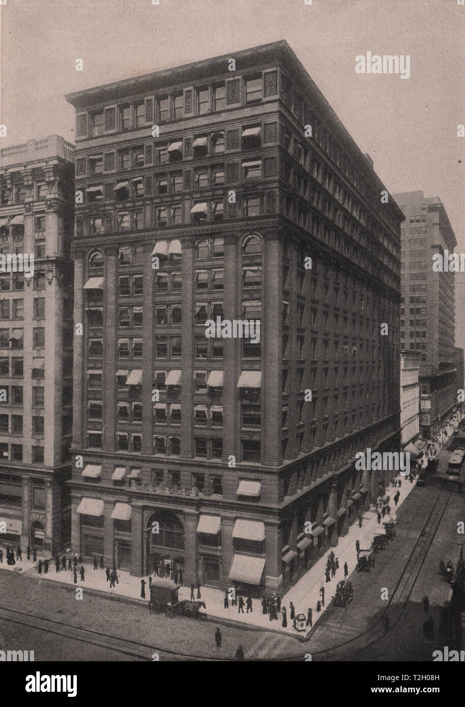 The New York Life Building; Northeast corner La Salle & Monroe streets