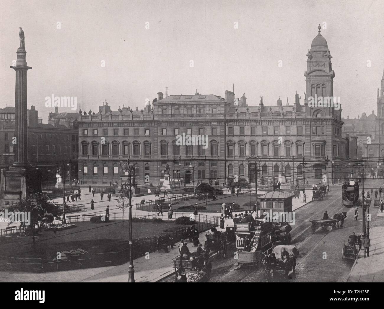 George Square and Merchants House Stock Photo - Alamy