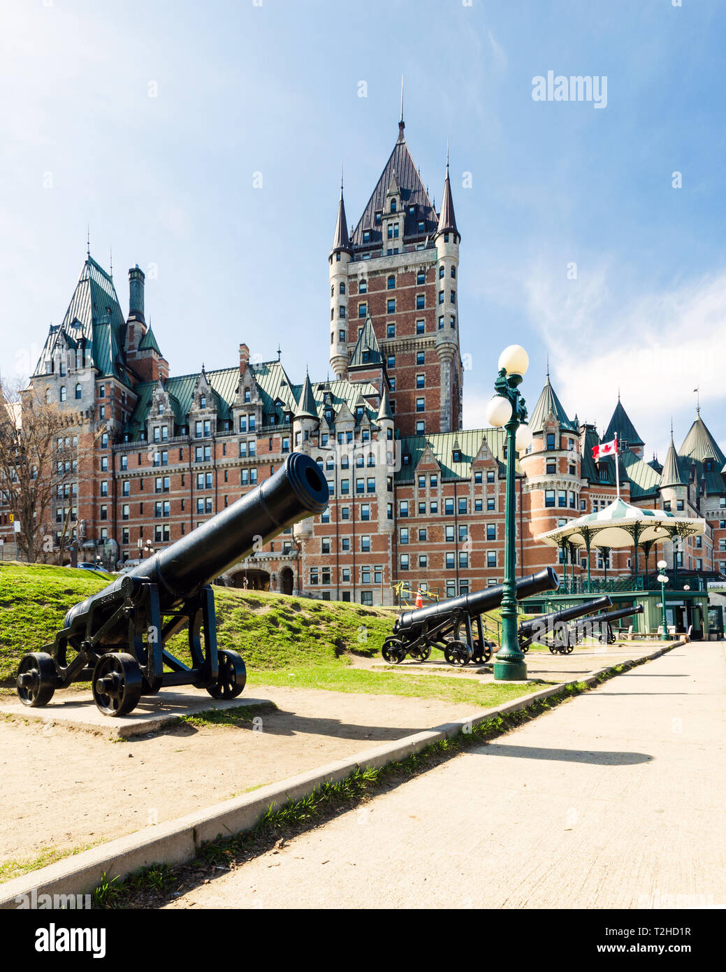 In front chateau frontenac quebec hires stock photography and images