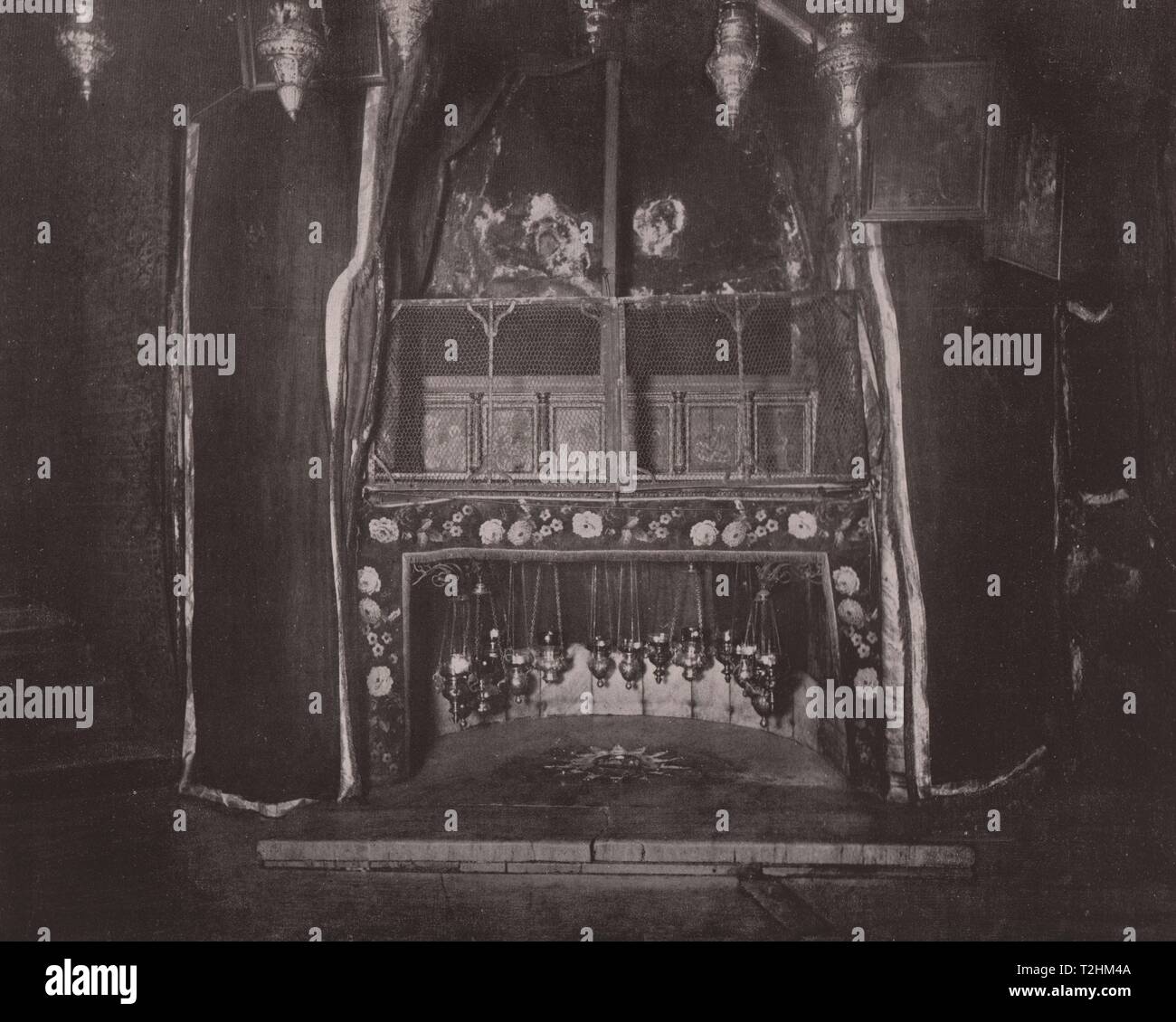 Bethlehem - Church of the Nativity : Grotto Stock Photo - Alamy
