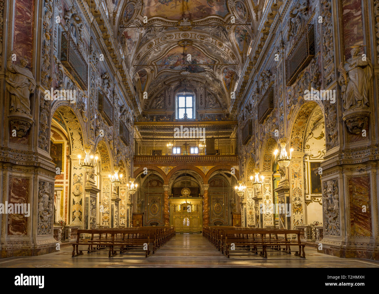 Sicily historic interior arch hi-res stock photography and images - Alamy