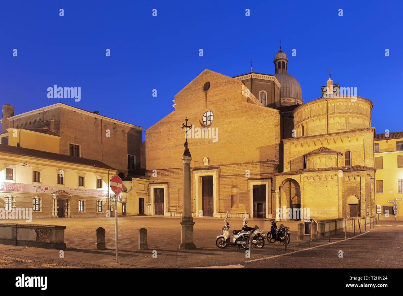 Padua Cathedral, Padua, Veneto, Italy, Europe Stock Photo