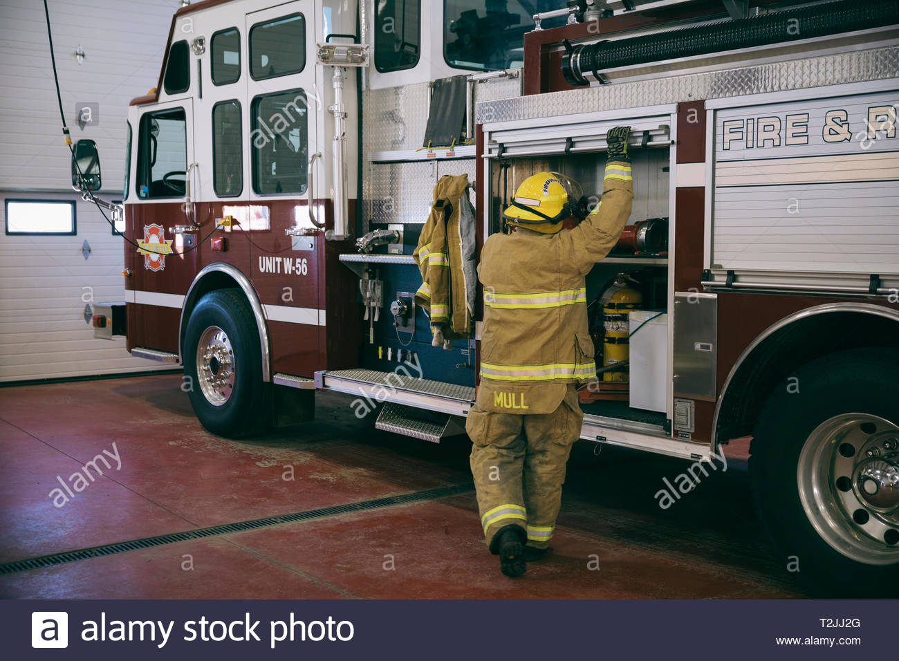Firefighter equipment hires stock photography and images Alamy