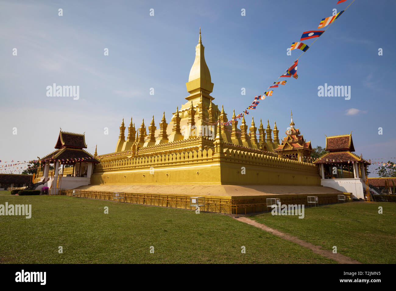 The golden Buddhist stupa of Pha That Luang, Vientiane, Laos, Southeast Asia Stock Photo